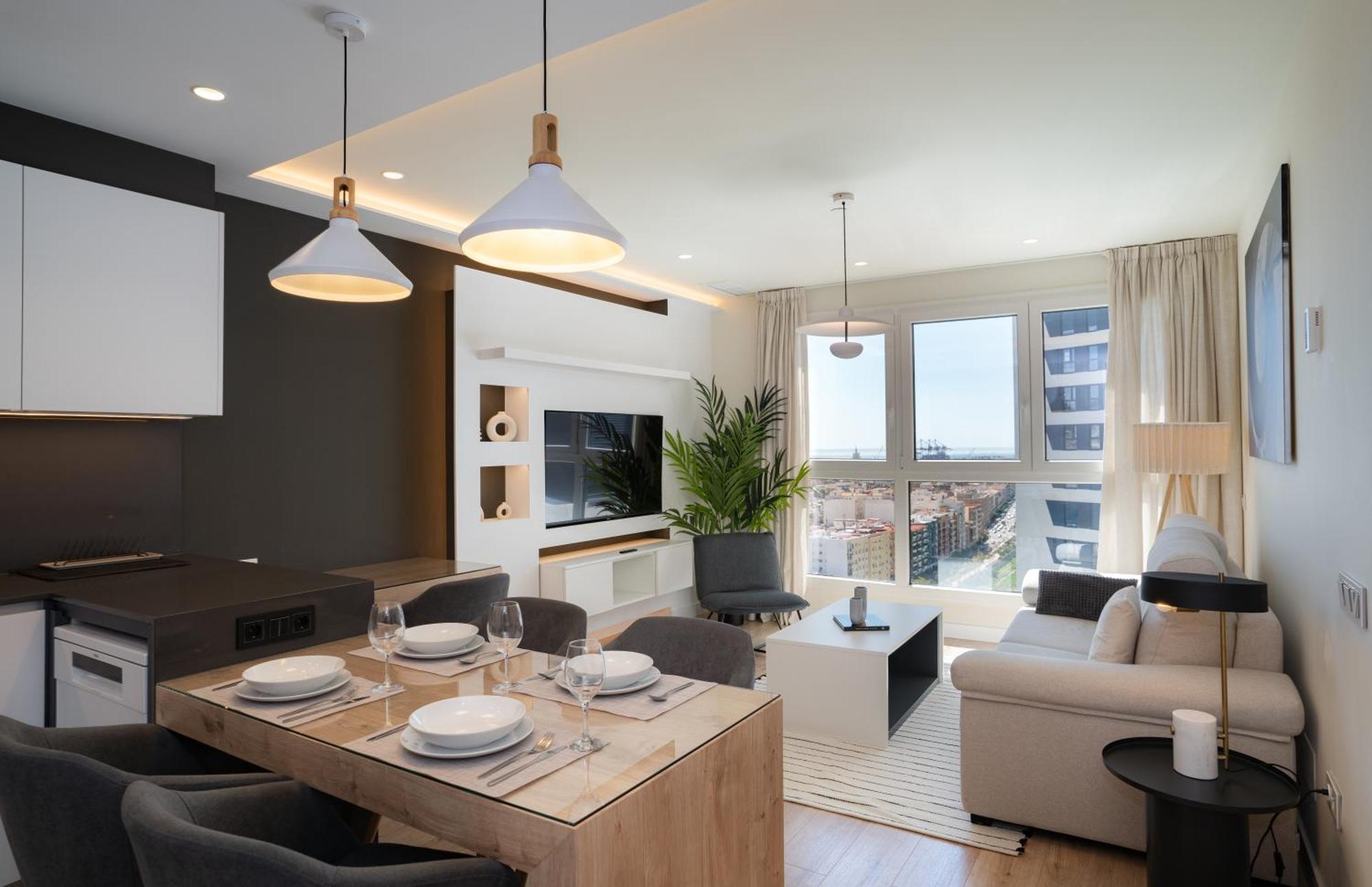 Sky View Design And Relax View With Free Parking Apartament